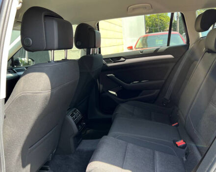 Чорний Фольксваген Пассат, об'ємом двигуна 1.6 л та пробігом 226 тис. км за 14300 $, фото 13 на Automoto.ua