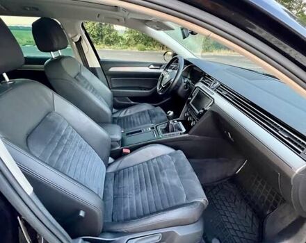 Черный Фольксваген Пассат, объемом двигателя 1.97 л и пробегом 370 тыс. км за 15500 $, фото 49 на Automoto.ua