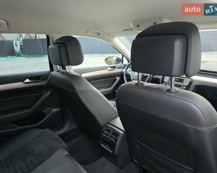 Чорний Фольксваген Пассат, об'ємом двигуна 1.97 л та пробігом 246 тис. км за 15900 $, фото 36 на Automoto.ua