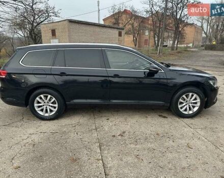 Черный Фольксваген Пассат, объемом двигателя 1.6 л и пробегом 230 тыс. км за 15000 $, фото 7 на Automoto.ua