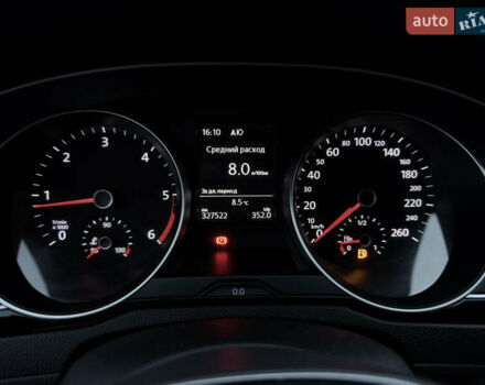 Черный Фольксваген Пассат, объемом двигателя 1.97 л и пробегом 327 тыс. км за 13000 $, фото 6 на Automoto.ua