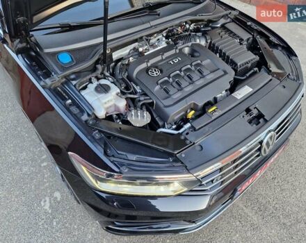 Фольксваген Пассат 2016 в Киеве на Automoto.ua Черный Фольксваген Пассат, объемом двигателя 2 л и пробегом 215 тыс. км за 19700 $, фото 66 на Automoto.ua