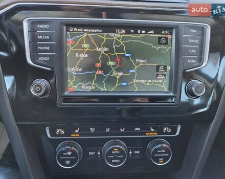 Черный Фольксваген Пассат, объемом двигателя 1.97 л и пробегом 289 тыс. км за 14400 $, фото 22 на Automoto.ua