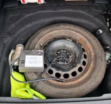 Черный Фольксваген Пассат, объемом двигателя 1.97 л и пробегом 255 тыс. км за 15000 $, фото 6 на Automoto.ua