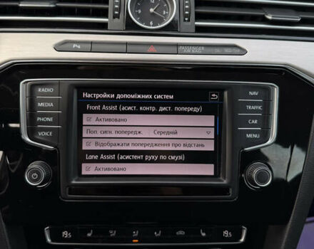 Чорний Фольксваген Пассат, об'ємом двигуна 2 л та пробігом 260 тис. км за 16700 $, фото 48 на Automoto.ua