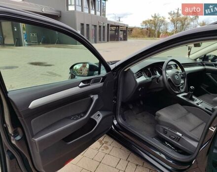 Черный Фольксваген Пассат, объемом двигателя 1.97 л и пробегом 232 тыс. км за 16500 $, фото 9 на Automoto.ua