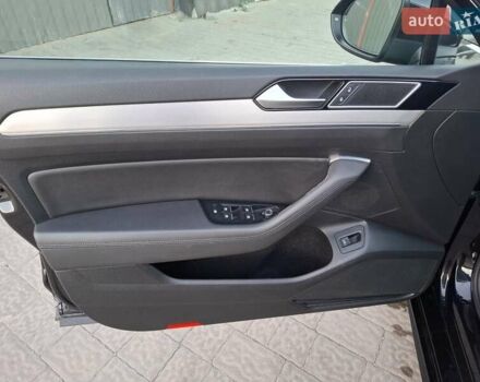 Черный Фольксваген Пассат, объемом двигателя 2 л и пробегом 275 тыс. км за 14999 $, фото 18 на Automoto.ua