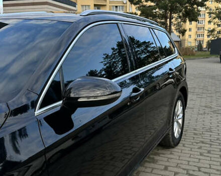 Черный Фольксваген Пассат, объемом двигателя 1.6 л и пробегом 256 тыс. км за 15000 $, фото 4 на Automoto.ua