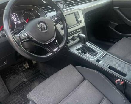 Черный Фольксваген Пассат, объемом двигателя 1.6 л и пробегом 230 тыс. км за 15000 $, фото 10 на Automoto.ua