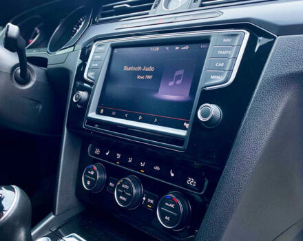 Черный Фольксваген Пассат, объемом двигателя 2 л и пробегом 202 тыс. км за 17500 $, фото 16 на Automoto.ua