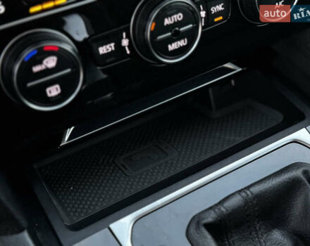 Чорний Фольксваген Пассат, об'ємом двигуна 1.97 л та пробігом 191 тис. км за 17000 $, фото 46 на Automoto.ua