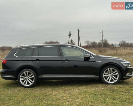 Черный Фольксваген Пассат, объемом двигателя 1.97 л и пробегом 351 тыс. км за 16500 $, фото 10 на Automoto.ua