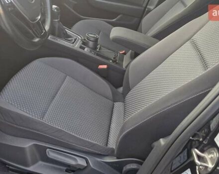 Черный Фольксваген Пассат, объемом двигателя 1.6 л и пробегом 267 тыс. км за 13000 $, фото 10 на Automoto.ua