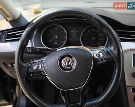 Черный Фольксваген Пассат, объемом двигателя 1.6 л и пробегом 294 тыс. км за 13200 $, фото 6 на Automoto.ua