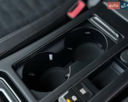 Чорний Фольксваген Пассат, об'ємом двигуна 1.97 л та пробігом 191 тис. км за 17000 $, фото 50 на Automoto.ua