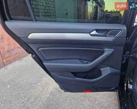 Фольксваген Пассат 2016 в Киеве на Automoto.ua Черный Фольксваген Пассат, объемом двигателя 2 л и пробегом 215 тыс. км за 19700 $, фото 46 на Automoto.ua