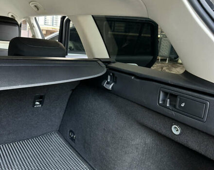 Черный Фольксваген Пассат, объемом двигателя 1.6 л и пробегом 256 тыс. км за 15000 $, фото 26 на Automoto.ua