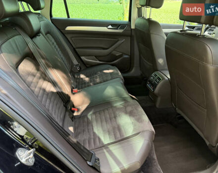 Черный Фольксваген Пассат, объемом двигателя 1.97 л и пробегом 243 тыс. км за 17800 $, фото 13 на Automoto.ua