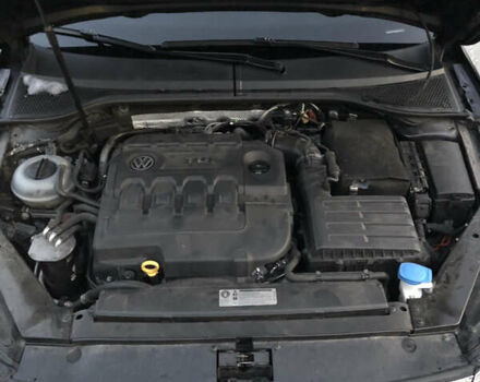 Черный Фольксваген Пассат, объемом двигателя 1.97 л и пробегом 300 тыс. км за 15650 $, фото 13 на Automoto.ua