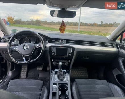 Черный Фольксваген Пассат, объемом двигателя 1.97 л и пробегом 215 тыс. км за 15600 $, фото 5 на Automoto.ua