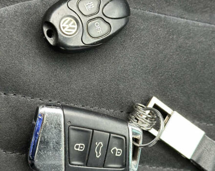 Черный Фольксваген Пассат, объемом двигателя 1.97 л и пробегом 351 тыс. км за 16500 $, фото 47 на Automoto.ua