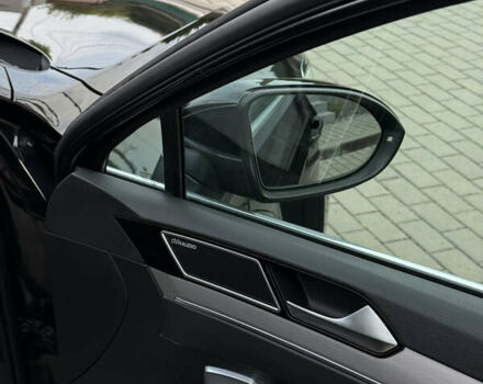 Чорний Фольксваген Пассат, об'ємом двигуна 2 л та пробігом 260 тис. км за 16700 $, фото 58 на Automoto.ua