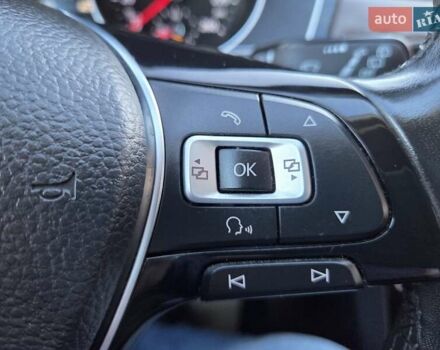 Черный Фольксваген Пассат, объемом двигателя 1.97 л и пробегом 289 тыс. км за 14400 $, фото 20 на Automoto.ua