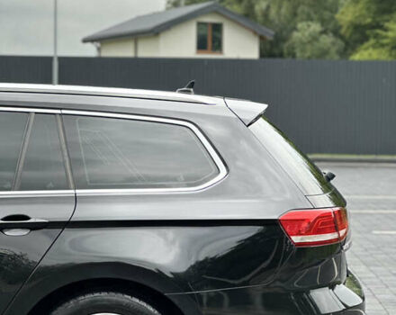 Черный Фольксваген Пассат, объемом двигателя 1.6 л и пробегом 250 тыс. км за 13500 $, фото 4 на Automoto.ua