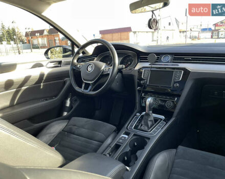 Черный Фольксваген Пассат, объемом двигателя 1.97 л и пробегом 300 тыс. км за 16500 $, фото 9 на Automoto.ua