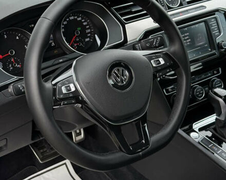 Чорний Фольксваген Пассат, об'ємом двигуна 2 л та пробігом 260 тис. км за 16700 $, фото 31 на Automoto.ua