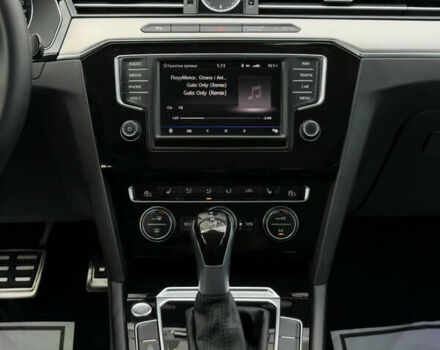 Чорний Фольксваген Пассат, об'ємом двигуна 2 л та пробігом 260 тис. км за 16700 $, фото 40 на Automoto.ua