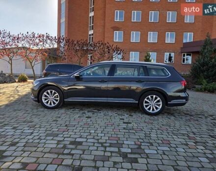 Черный Фольксваген Пассат, объемом двигателя 1.97 л и пробегом 289 тыс. км за 14400 $, фото 6 на Automoto.ua