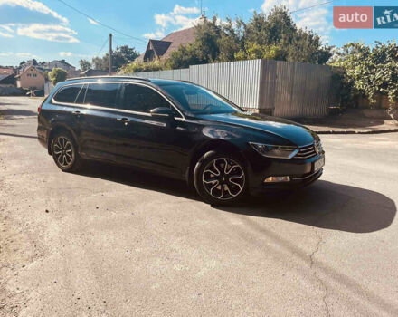 Черный Фольксваген Пассат, объемом двигателя 1.6 л и пробегом 307 тыс. км за 13350 $, фото 9 на Automoto.ua
