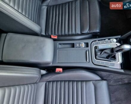 Фольксваген Пассат 2016 в Киеве на Automoto.ua Черный Фольксваген Пассат, объемом двигателя 2 л и пробегом 215 тыс. км за 19700 $, фото 53 на Automoto.ua