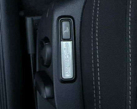 Черный Фольксваген Пассат, объемом двигателя 1.97 л и пробегом 327 тыс. км за 13000 $, фото 15 на Automoto.ua