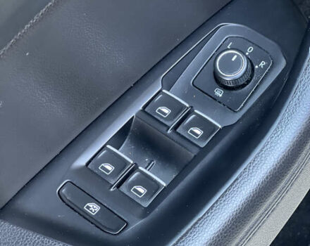 Черный Фольксваген Пассат, объемом двигателя 2 л и пробегом 255 тыс. км за 15900 $, фото 45 на Automoto.ua