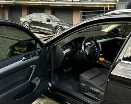 Черный Фольксваген Пассат, объемом двигателя 1.6 л и пробегом 256 тыс. км за 15000 $, фото 34 на Automoto.ua