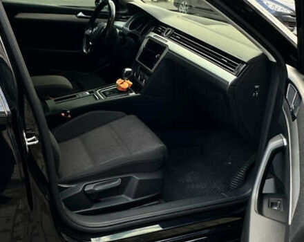 Черный Фольксваген Пассат, объемом двигателя 1.6 л и пробегом 256 тыс. км за 15000 $, фото 29 на Automoto.ua