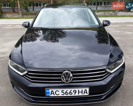 Черный Фольксваген Пассат, объемом двигателя 2 л и пробегом 242 тыс. км за 16000 $, фото 2 на Automoto.ua