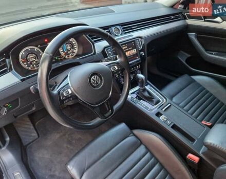 Фольксваген Пассат 2016 в Киеве на Automoto.ua Черный Фольксваген Пассат, объемом двигателя 2 л и пробегом 215 тыс. км за 19700 $, фото 35 на Automoto.ua