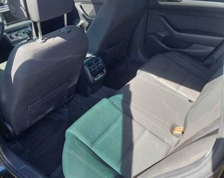 Черный Фольксваген Пассат, объемом двигателя 2 л и пробегом 210 тыс. км за 15200 $, фото 2 на Automoto.ua