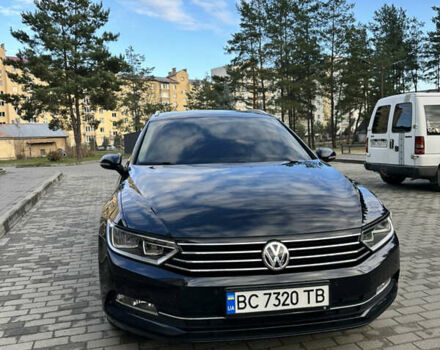 Черный Фольксваген Пассат, объемом двигателя 1.6 л и пробегом 256 тыс. км за 15000 $, фото 19 на Automoto.ua