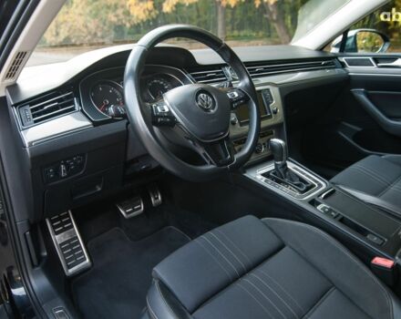 Черный Фольксваген Пассат, объемом двигателя 2 л и пробегом 270 тыс. км за 17000 $, фото 5 на Automoto.ua