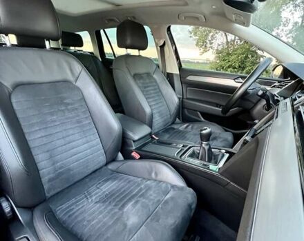 Черный Фольксваген Пассат, объемом двигателя 1.97 л и пробегом 370 тыс. км за 15500 $, фото 51 на Automoto.ua