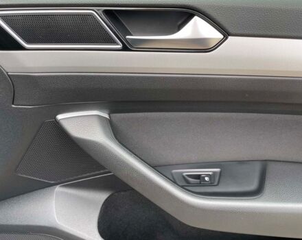 Черный Фольксваген Пассат, объемом двигателя 2 л и пробегом 270 тыс. км за 14350 $, фото 18 на Automoto.ua