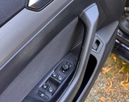 Чорний Фольксваген Пассат, об'ємом двигуна 2 л та пробігом 320 тис. км за 14650 $, фото 10 на Automoto.ua