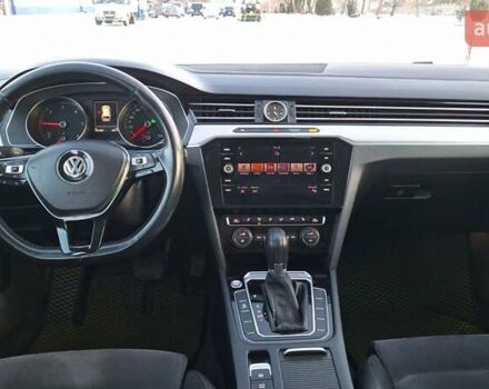 Черный Фольксваген Пассат, объемом двигателя 1.97 л и пробегом 243 тыс. км за 13999 $, фото 30 на Automoto.ua