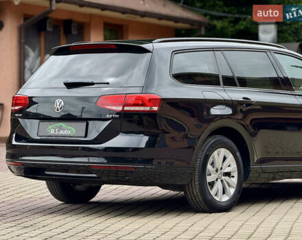 Черный Фольксваген Пассат, объемом двигателя 2 л и пробегом 170 тыс. км за 17500 $, фото 12 на Automoto.ua