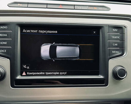 Черный Фольксваген Пассат, объемом двигателя 1.97 л и пробегом 216 тыс. км за 15999 $, фото 20 на Automoto.ua