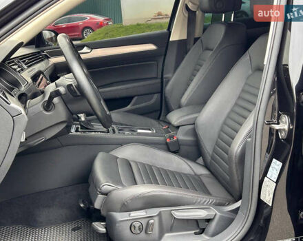 Черный Фольксваген Пассат, объемом двигателя 1.97 л и пробегом 220 тыс. км за 19444 $, фото 27 на Automoto.ua